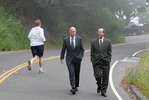Jerry Brown, on his way home from voting for Jerry Brown, in 2010. Image:##http://www4.pictures.zimbio.com/gi/Democratic+Candidate+Governor+Jerry+Brown+CJ89JCrfs68l.jpg## Justin Sullivan/Getty Images via Zimbio##