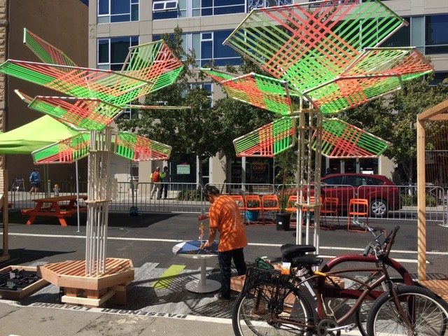 Sacramento's event, on 9th street near the Capitol, was well-permitted and well-attended. Some participants experimented with new kinds of shade (these made of plastic ribbons). Photo: Melanie Curry/Streetsblog