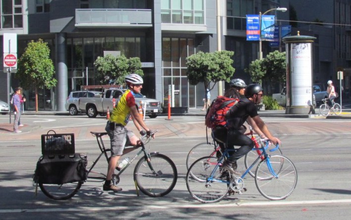 Caltrans' strategic plan seeks to triple the percentage of trips taken by bicycle trips and double walking trips by 2020. That's in 3+ years. Photo: Melanie Curry/Streetsblog