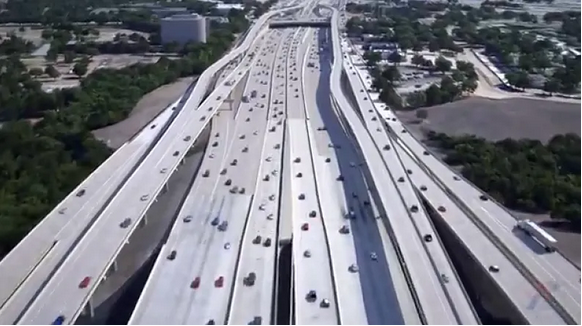 Very wide freeway in Texas